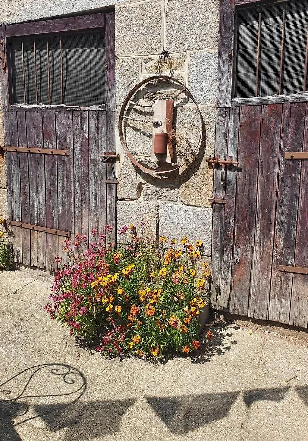 Appartement les forges du lou à Jugon-les-Lacs Séjour chez l'habitant
