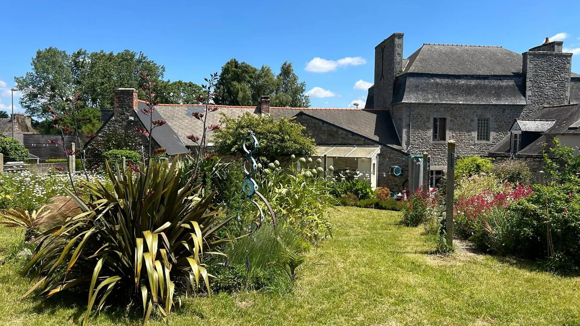Appartement les forges du lou à Jugon-les-Lacs Séjour chez l'habitant