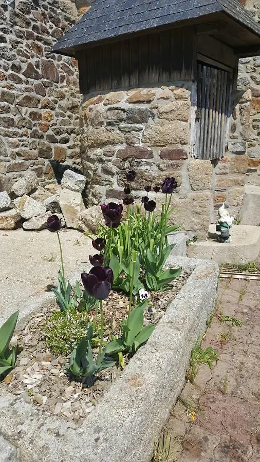 Séjour chez l'habitant Appartement les forges du lou à Jugon-les-Lacs France